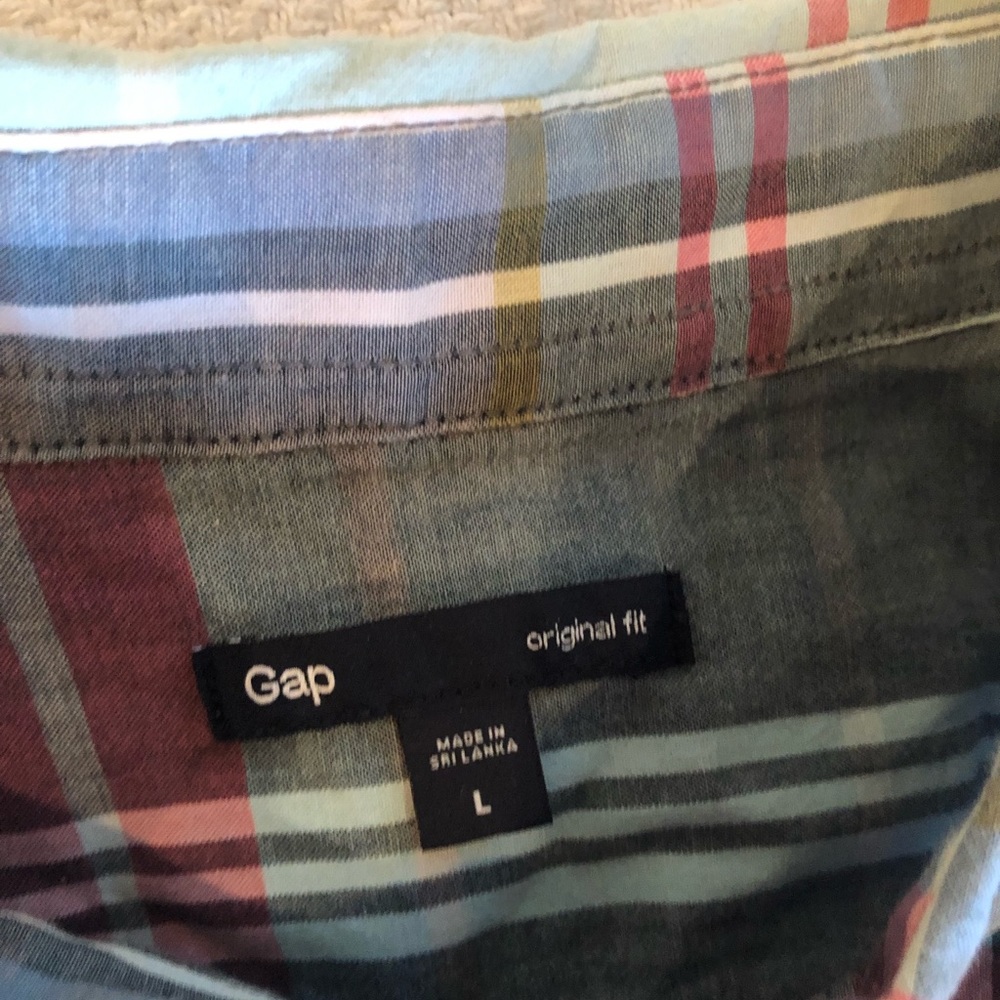 Men’s plaid shirt